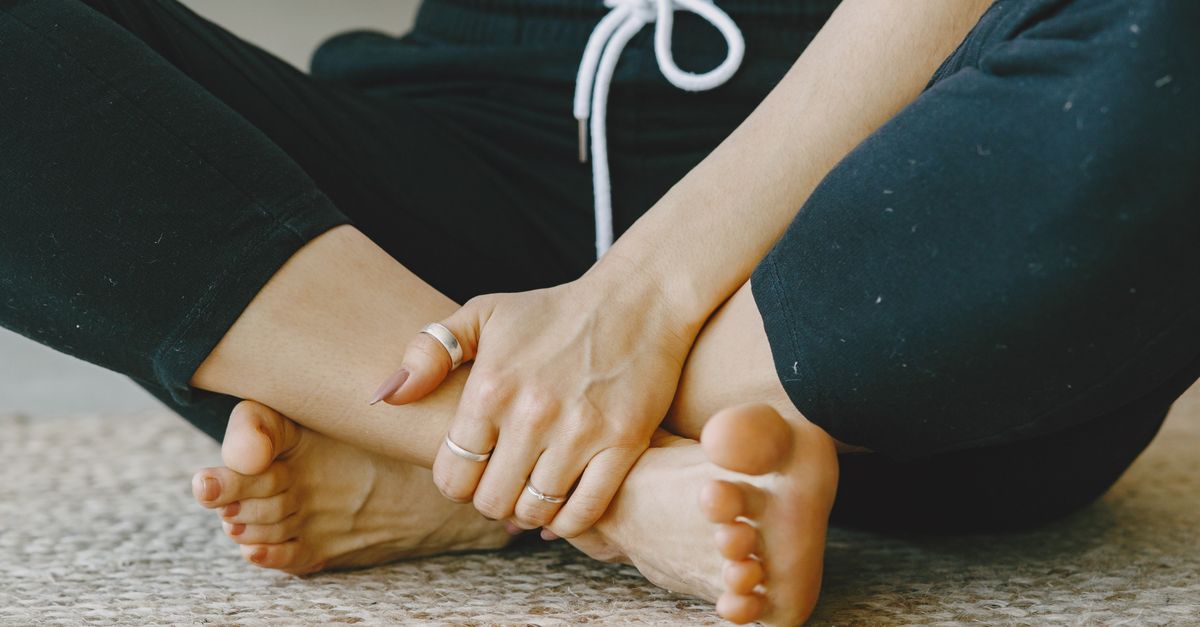 Tailor's Bunion: Footwear, Padding & Massage Relief