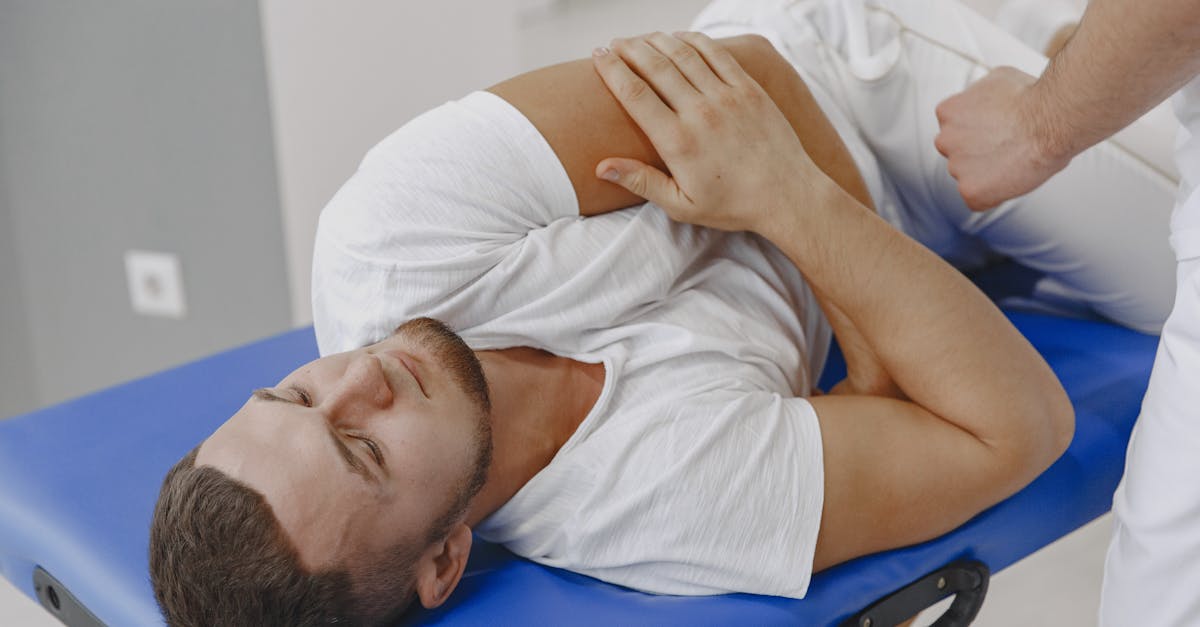 Rotator Cuff Massage: Techniques for Shoulder Recovery