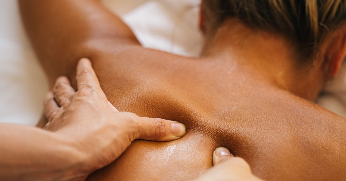 Why Does Massage Hurt? Causes, Pain Types & When to Stop