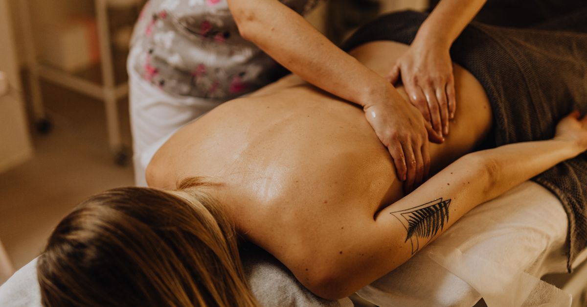 Back Massager for Sciatica: Comparing Your Best Options
