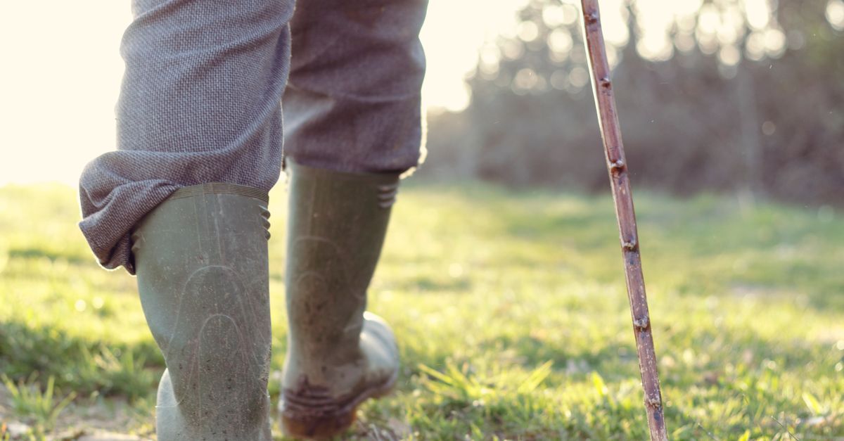 Walking With Neuropathy: A Safe Step-by-Step Guide